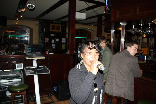 EstaRock Café