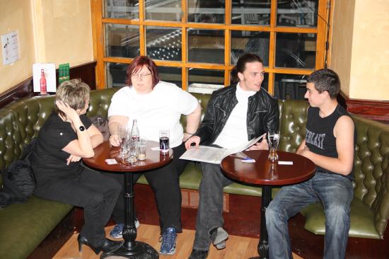 EstaRock Café